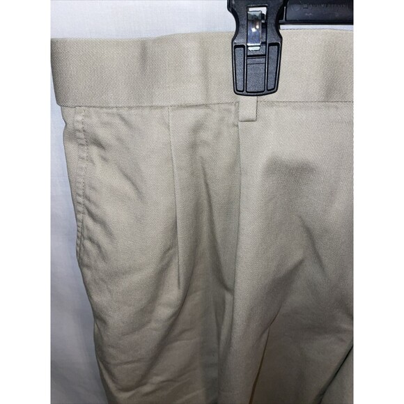 Roundtree & Yorke Golf Shorts Mens Sz 44 Khaki Chino Pockets Zip Fly Belt Loops - Picture 5 of 12